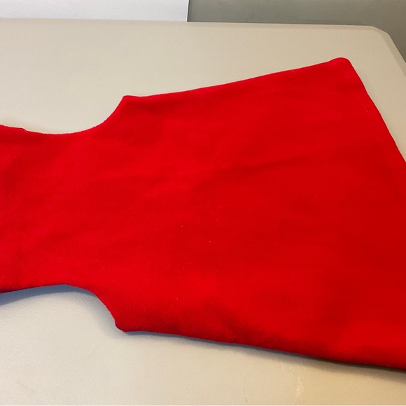 Red Dress, - Picture 2 of 3